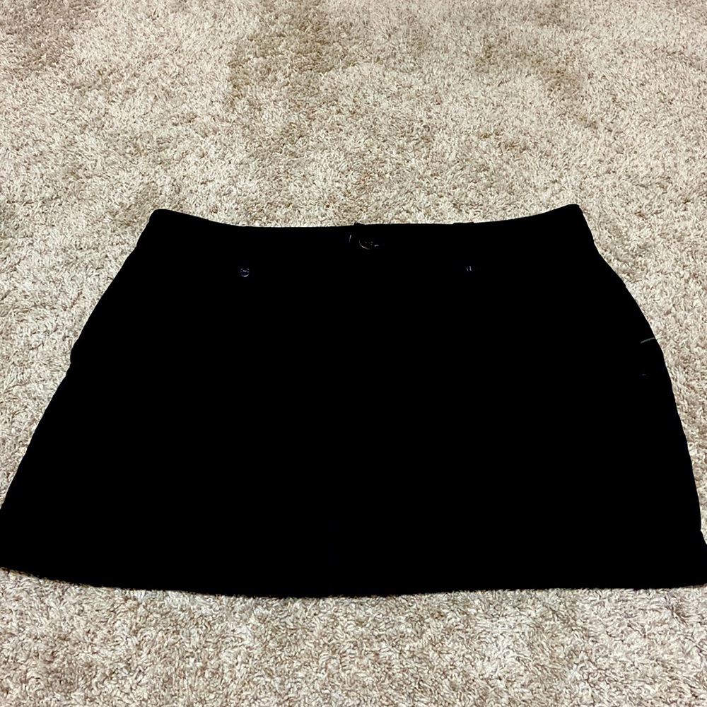 Black under armor ~ size 10